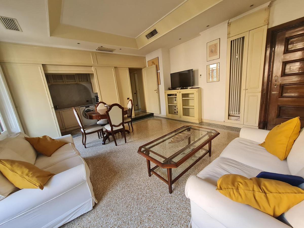 Fontana Cozy Apartment ミラノ エクステリア 写真